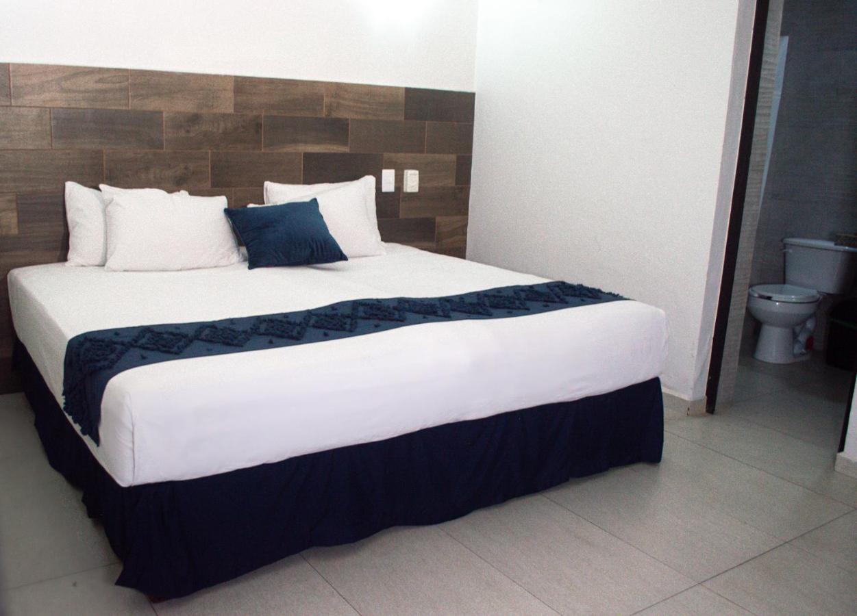 Hotel Juarez 70 Colima Oda fotoğraf