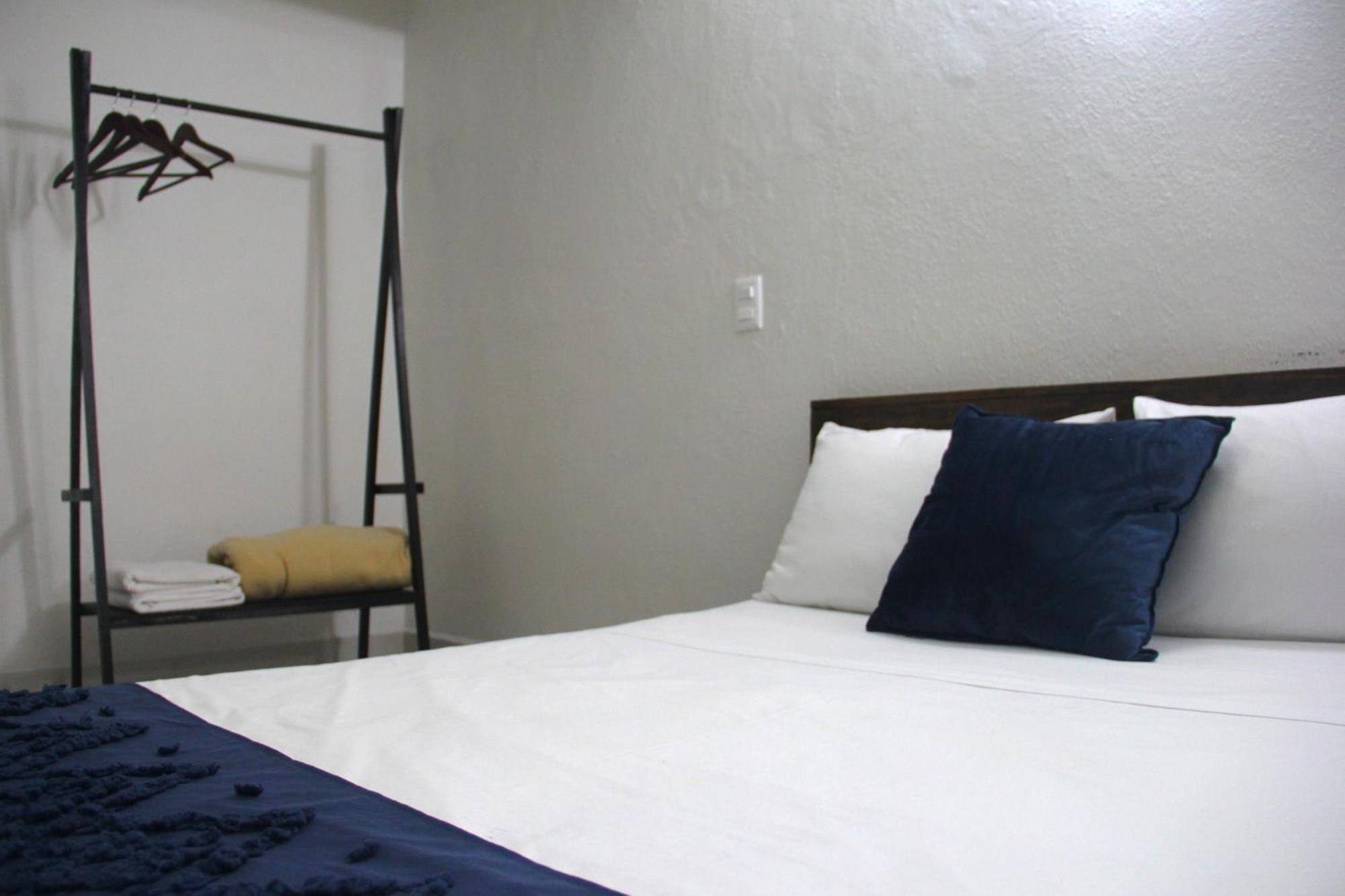 Hotel Juarez 70 Colima Oda fotoğraf